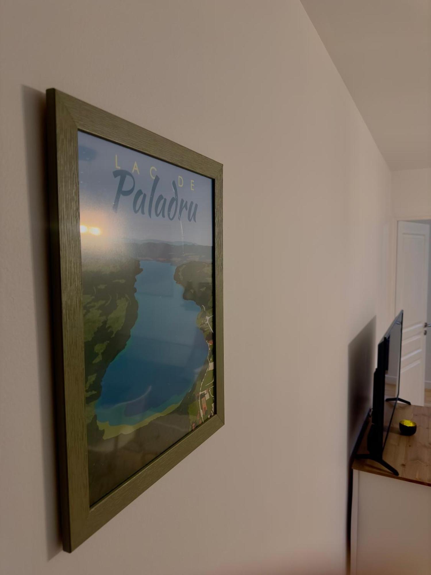 Appartement Chloe Du Lac Montferrat  Экстерьер фото