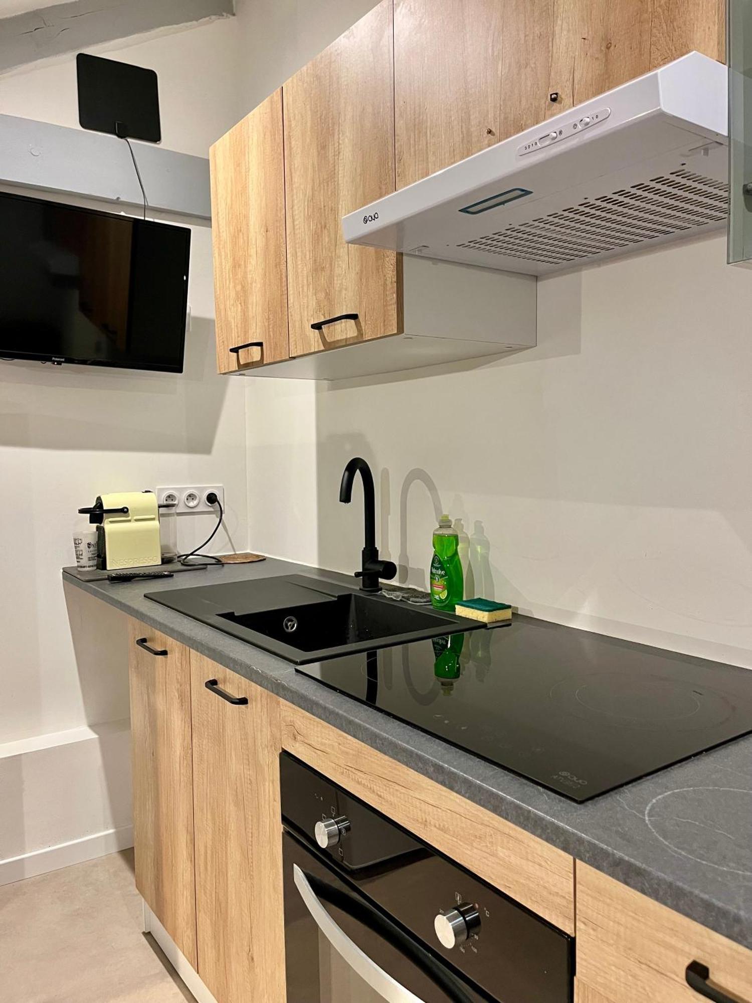 Appartement Chloe Du Lac Montferrat  Экстерьер фото