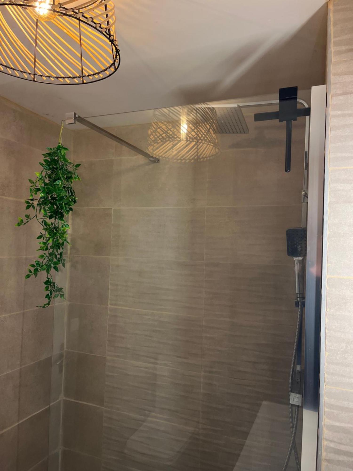 Appartement Chloe Du Lac Montferrat  Экстерьер фото