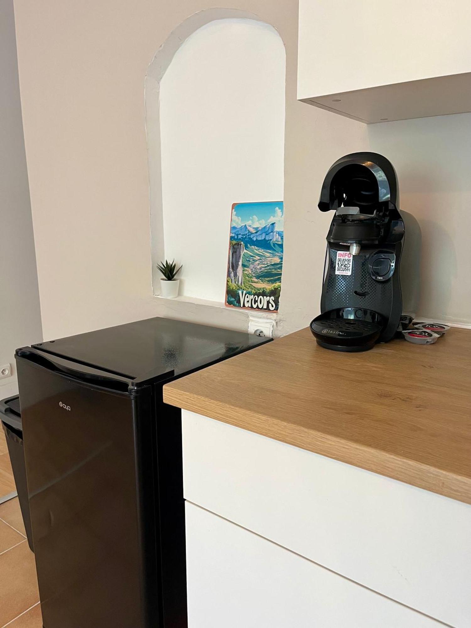 Appartement Chloe Du Lac Montferrat  Экстерьер фото